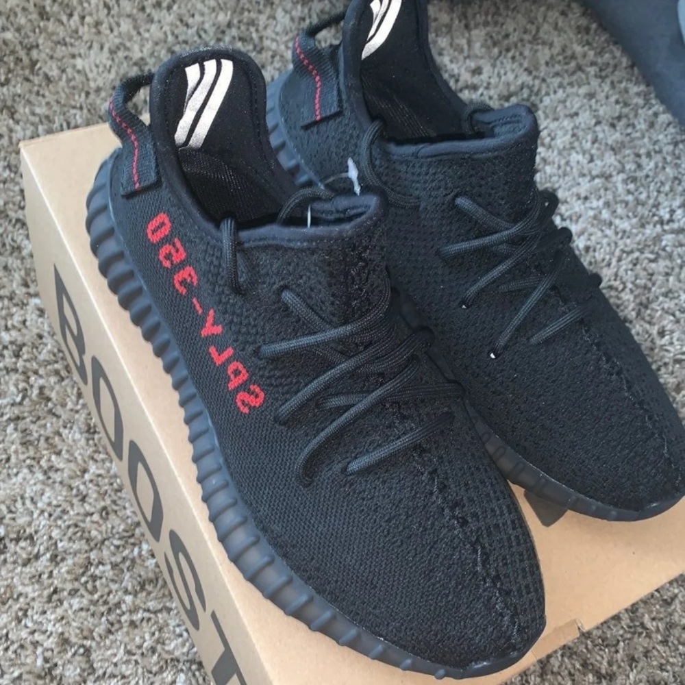 ADIDAS YEEZY  BOOST V2